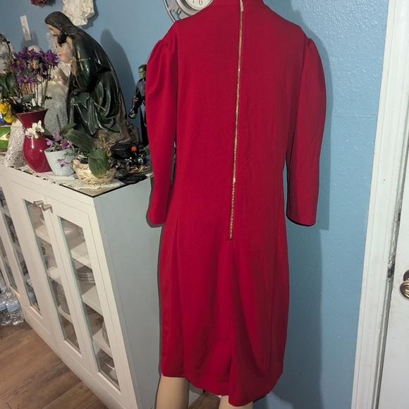 Tahali Elegant Red Women's Dress - Picture 6 of 8